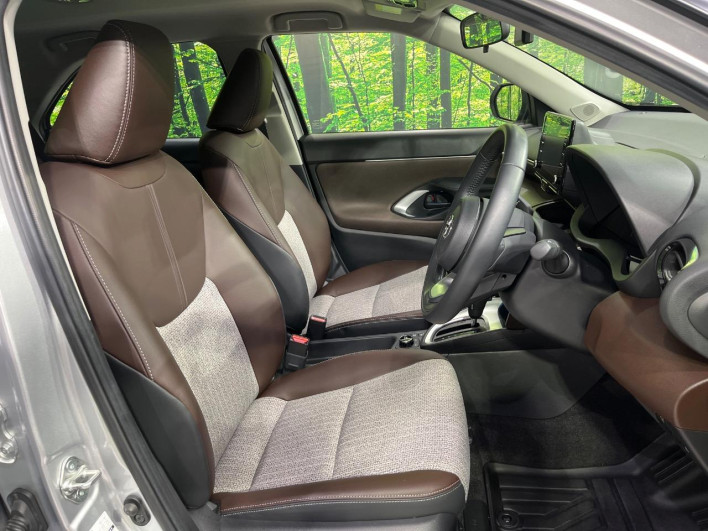 2020 Toyota Yaris Cross 6AA-MXPJ15 (UW-6a1f9b6bcccda)[22]