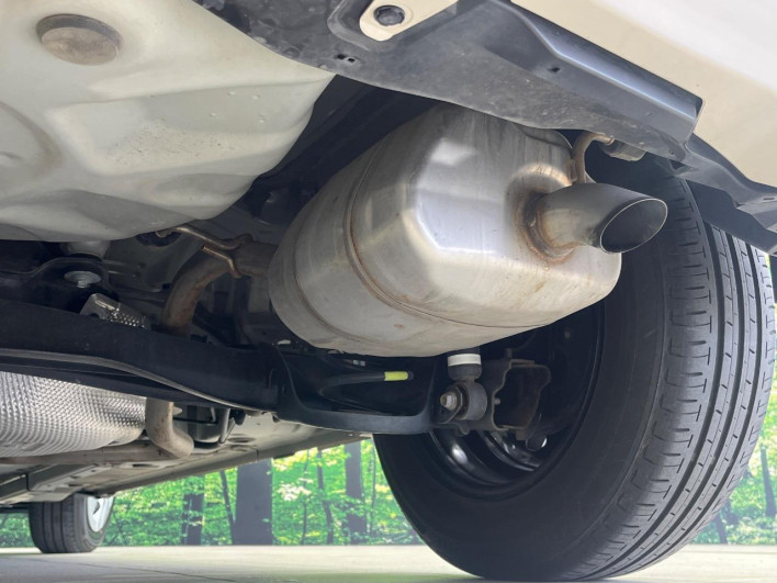 2021 Toyota Aqua 6AA-MXPK11 (UW-6a1f9b6db62c5)[23]