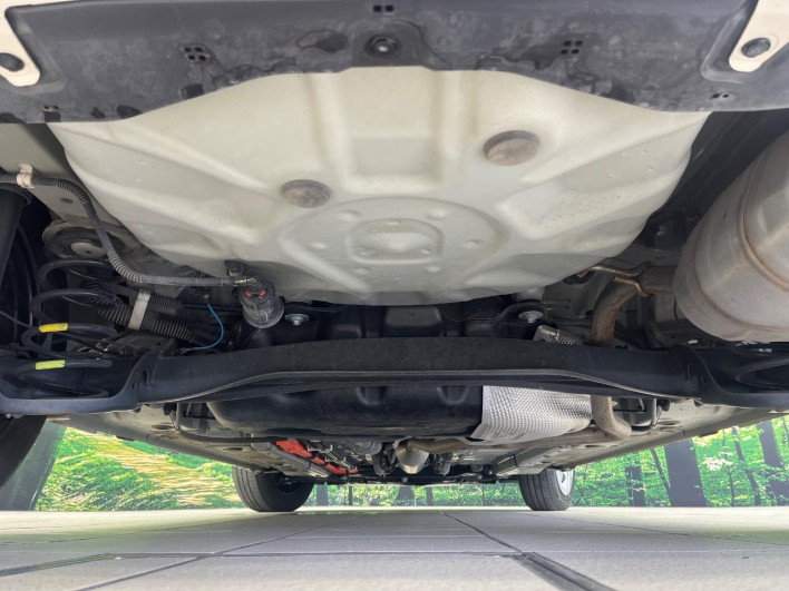 2021 Toyota Aqua 6AA-MXPK11 (UW-6a1f9b6db62c5)[22]