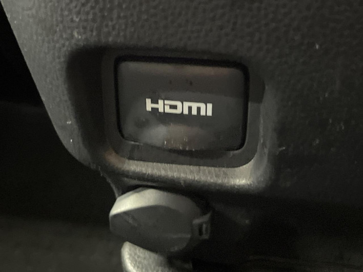 2022 Toyota Voxy 6BA-MZRA95W (UW-6a1f9b83cffb4)[23]