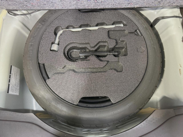 2013 Toyota Porte DBA-NCP141 (UW-6a1f9b84c2eff)[10]