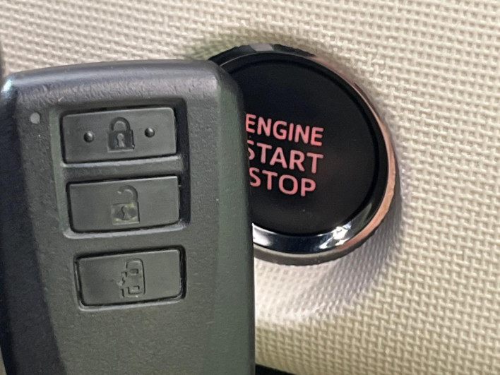 2013 Toyota Porte DBA-NCP141 (UW-6a1f9b84efd92)[15]
