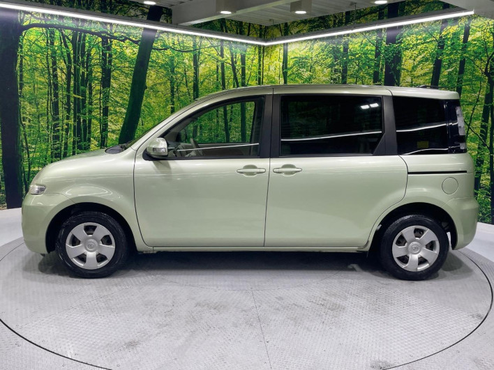 2011 Toyota Sienta DBA-NCP81G (UW-6a1f9b8694e95)[13]