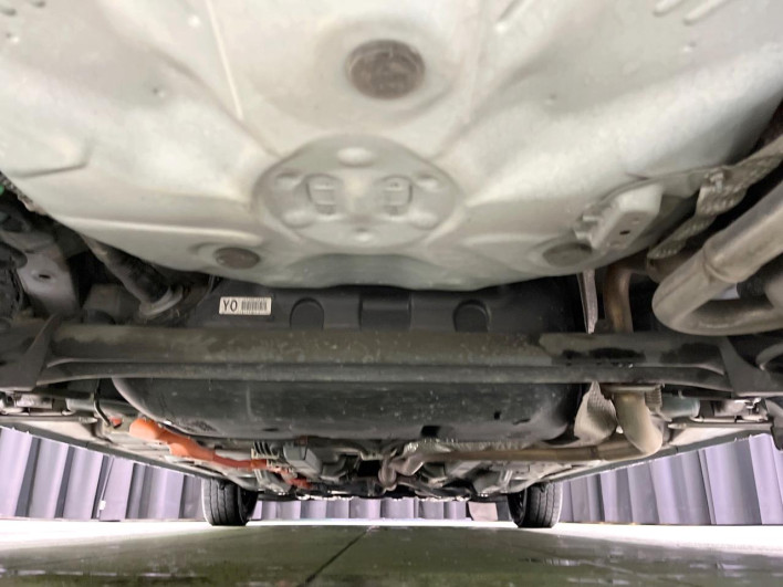 2012 Toyota Aqua DAA-NHP10 (UW-6a1f9b882580c)[24]