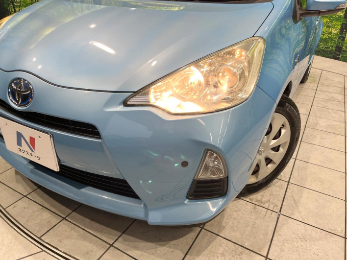 2012 Toyota Aqua DAA-NHP10 (UW-6a1f9b882580c)[9]