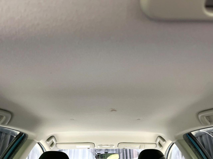 2012 Toyota Aqua DAA-NHP10 (UW-6a1f9b882580c)[23]