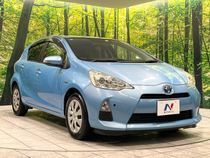 2012 Toyota Aqua DAA-NHP10 (UW-6a1f9b882580c)[19]