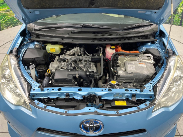 2012 Toyota Aqua DAA-NHP10 (UW-6a1f9b882580c)[11]