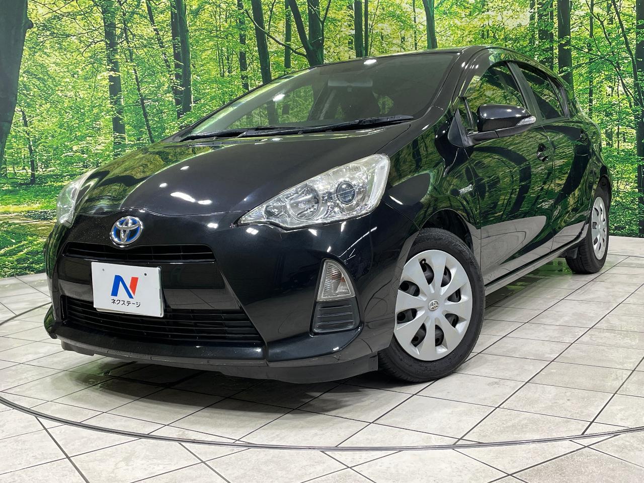 2014 Toyota Aqua DAA-NHP10