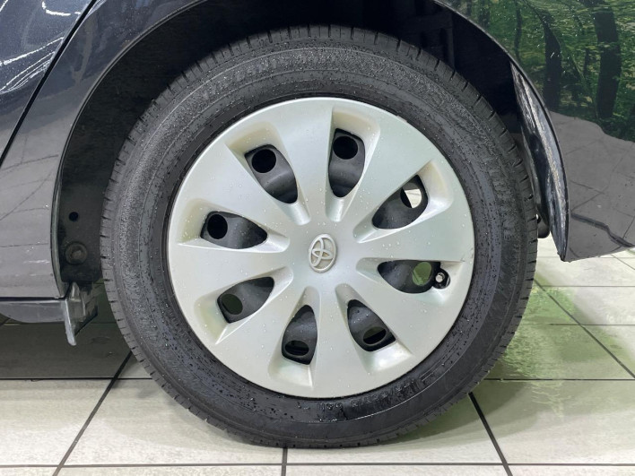 2014 Toyota Aqua DAA-NHP10 (UW-6a1f9b899245b)[7]