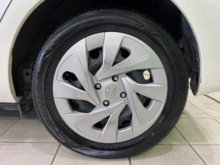 2021 Toyota Aqua 6AA-NHP10 (UW-6a1f9b8c2ab6a)[11]