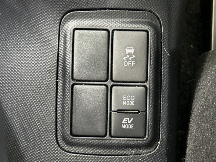 2021 Toyota Aqua 6AA-NHP10 (UW-6a1f9b8c2ab6a)[27]