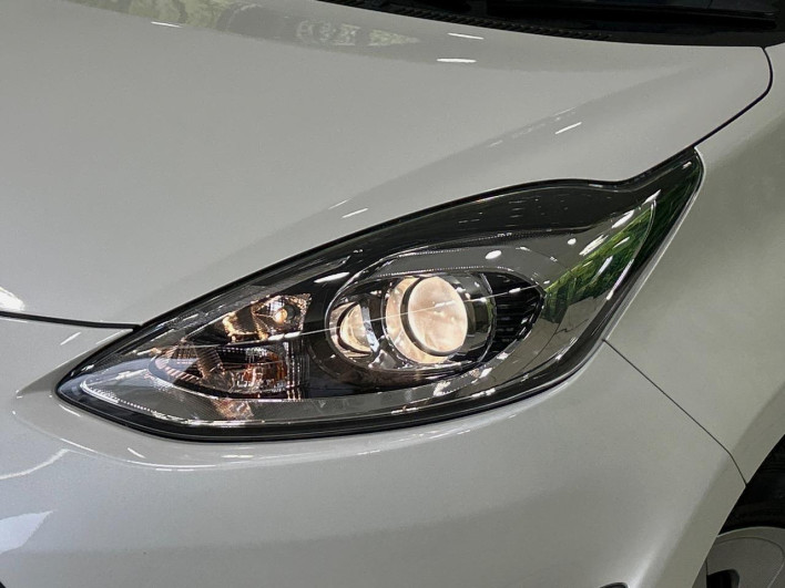 2021 Toyota Aqua 6AA-NHP10 (UW-6a1f9b8c2ab6a)[5]