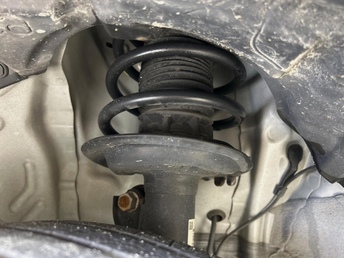 2021 Toyota Aqua 6AA-NHP10 (UW-6a1f9b8c2ab6a)[10]