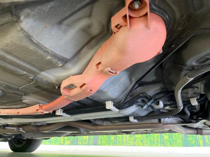 2015 Toyota Aqua DAA-NHP10 (UW-6a1f9b8e54e7a)[14]