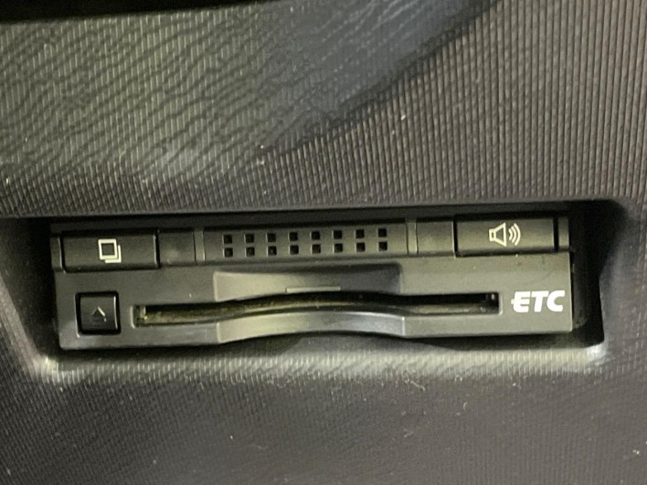 2015 Toyota Aqua DAA-NHP10 (UW-6a1f9b8ee147c)[15]