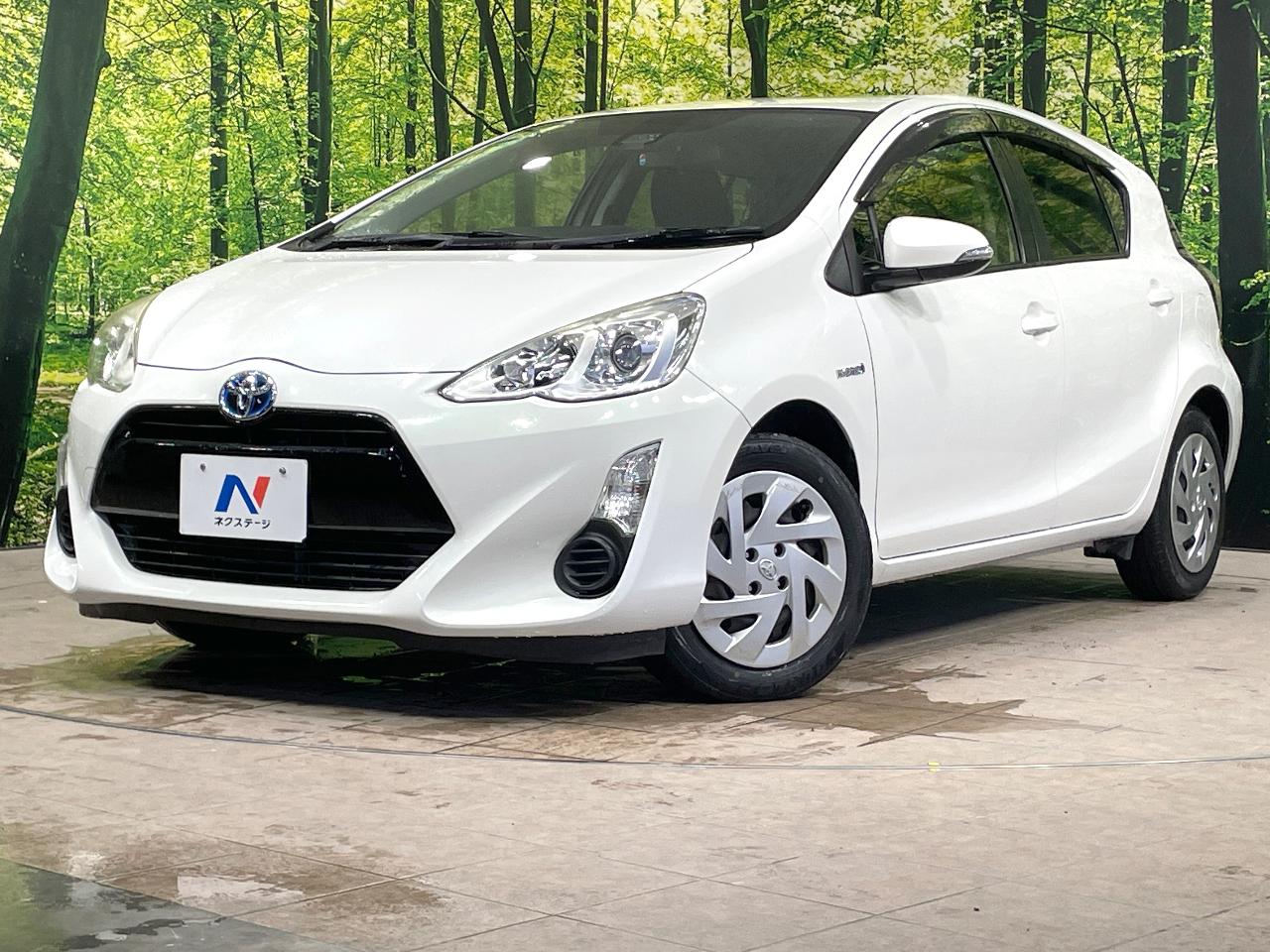 2015 Toyota Aqua DAA-NHP10