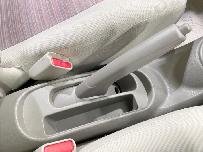 2018 Nissan March DBA-NK13 (UW-6a1f9b93ba1d3)[20]