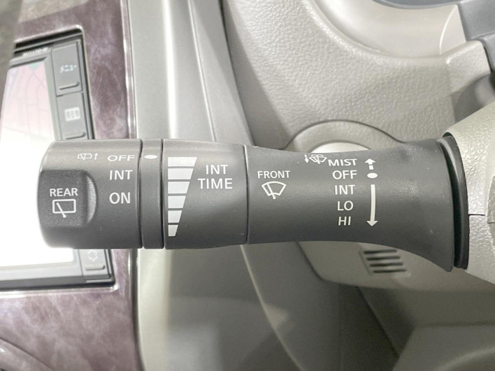 2018 Nissan March DBA-NK13 (UW-6a1f9b93ba1d3)[23]