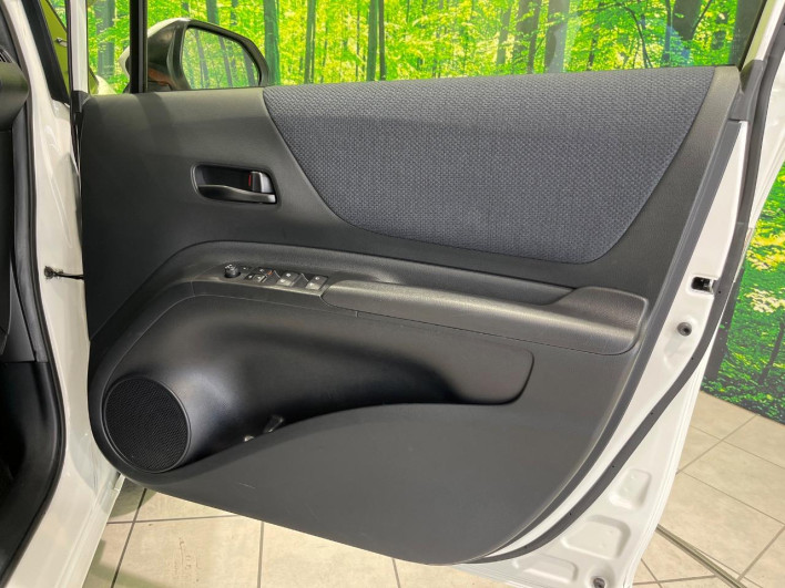 2016 Toyota Sienta DBA-NSP170G (UW-6a1f9b96253f1)[25]