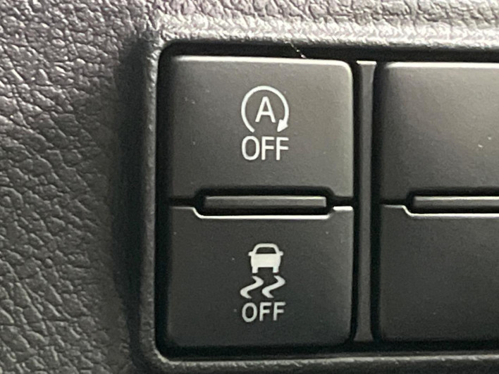 2016 Toyota Sienta DBA-NSP170G (UW-6a1f9b96253f1)[17]