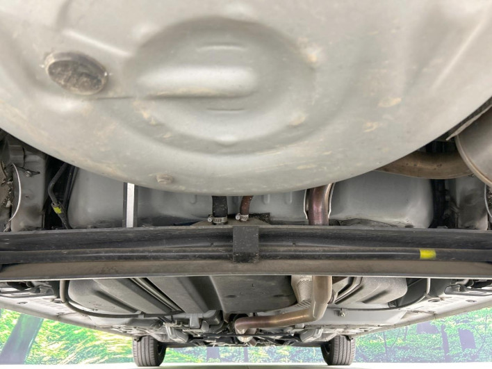 2019 Toyota Sienta DBA-NSP170G (UW-6a1f9b96bbeaf)[26]