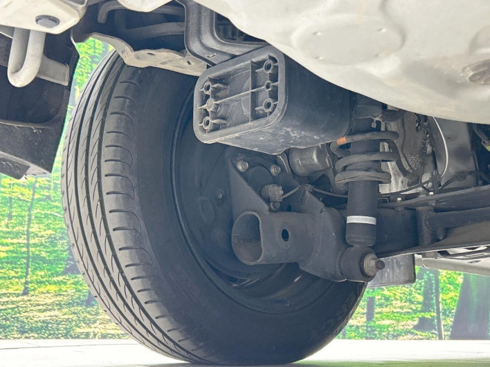 2019 Toyota Sienta DBA-NSP170G (UW-6a1f9b96bbeaf)[27]