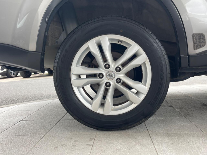 2011 Nissan X-Trail DBA-NT31 (UW-6a1f9b9911377)[7]