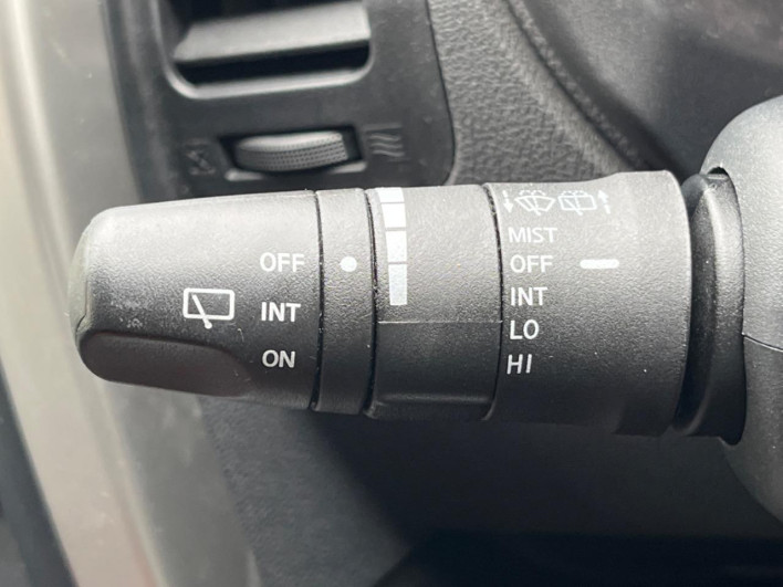2011 Nissan X-Trail DBA-NT31 (UW-6a1f9b9911377)[26]