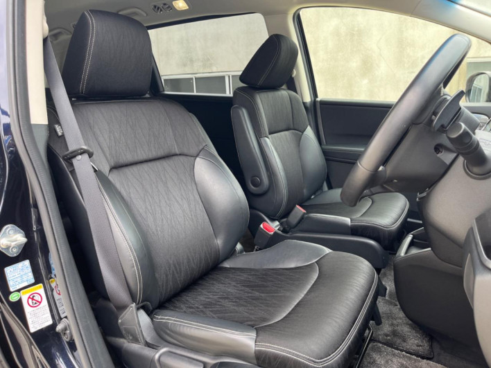 2014 Honda Odyssey DBA-RC1 (UW-6a1f9ba294985)[19]