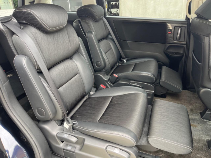 2014 Honda Odyssey DBA-RC1 (UW-6a1f9ba294985)[23]