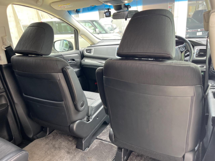 2014 Honda Odyssey DBA-RC1 (UW-6a1f9ba294985)[21]