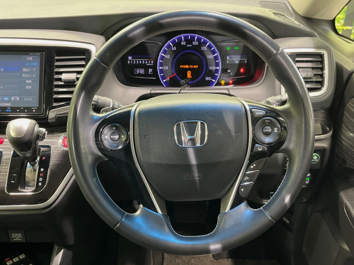 2015 Honda Odyssey DBA-RC1 (UW-6a1f9ba2cd98c)[17]