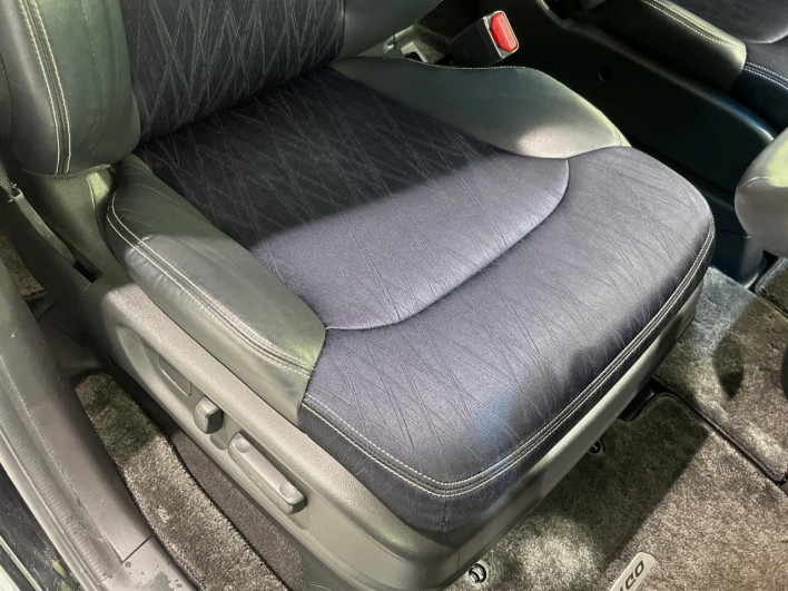 2015 Honda Odyssey DBA-RC1 (UW-6a1f9ba2cd98c)[15]