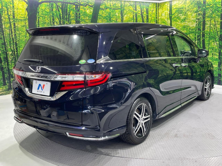 2015 Honda Odyssey DBA-RC1 (UW-6a1f9ba3128ce)[18]