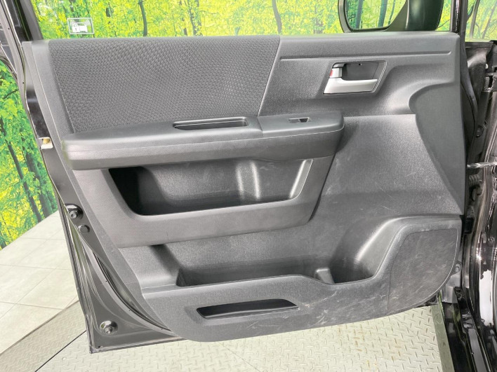 2013 Honda Stepwgn Spada DBA-RK5 (UW-6a1f9ba666b6f)[26]