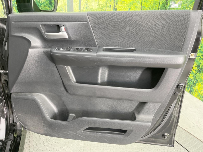 2013 Honda Stepwgn Spada DBA-RK5 (UW-6a1f9ba666b6f)[25]