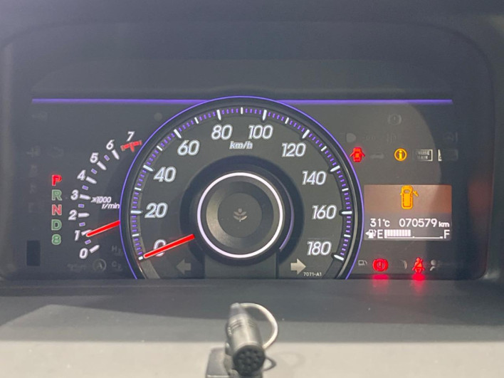 2014 Honda Stepwgn Spada DBA-RK6 (UW-6a1f9ba816574)[11]