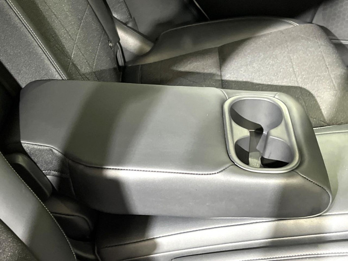 2021 Honda VEZEL 6AA-RV5 (UW-6a1f9bafa6f54)[13]