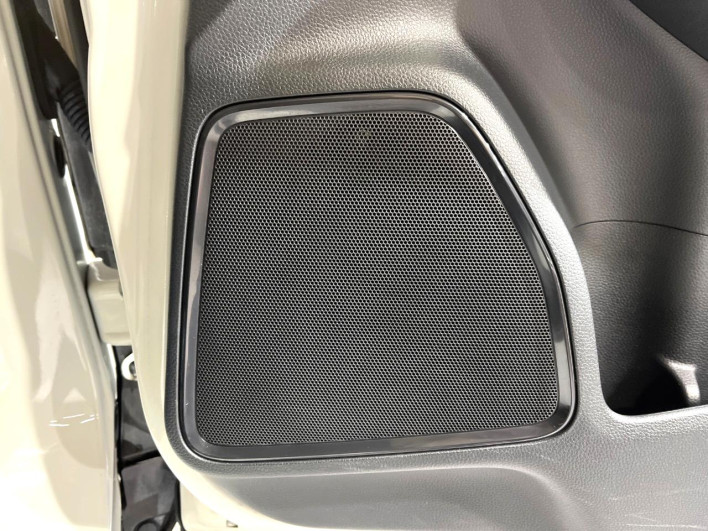 2021 Honda VEZEL 6AA-RV5 (UW-6a1f9bafa6f54)[11]