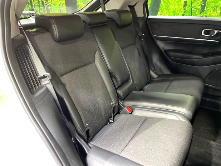 2021 Honda VEZEL 6AA-RV5 (UW-6a1f9bafa6f54)[17]
