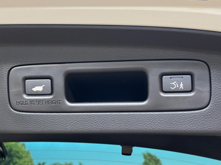 2022 Honda VEZEL 6AA-RV6 (UW-6a1f9bb703b7f)[6]