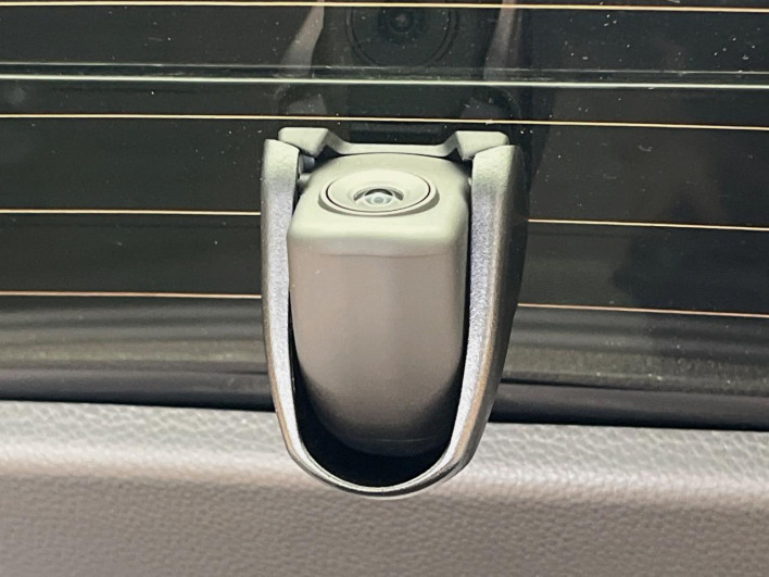 2022 Honda VEZEL 6AA-RV6 (UW-6a1f9bb703b7f)[8]