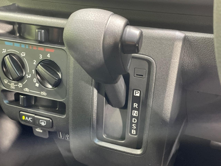 2023 Daihatsu Daihatsu Hijet Cargo 3BD-S710V (UW-6a1f9bbb98eb0)[19]
