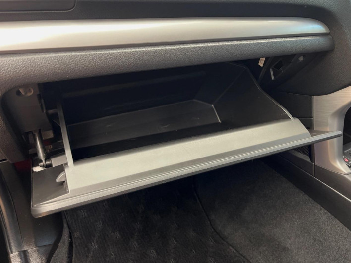 2014 Subaru Forester DBA-SJ5 (UW-6a1f9bbf9979b)[23]