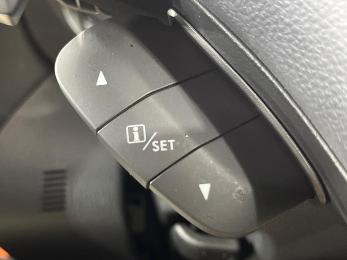 2014 Subaru Forester DBA-SJ5 (UW-6a1f9bbfc50d8)[25]