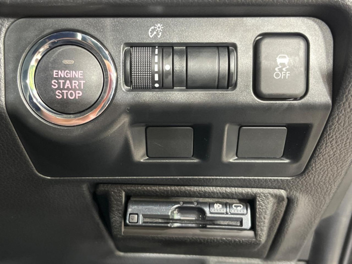2014 Subaru Forester DBA-SJ5 (UW-6a1f9bbfc50d8)[16]