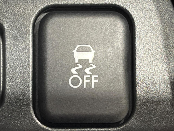 2014 Subaru Forester DBA-SJ5 (UW-6a1f9bbfc50d8)[18]