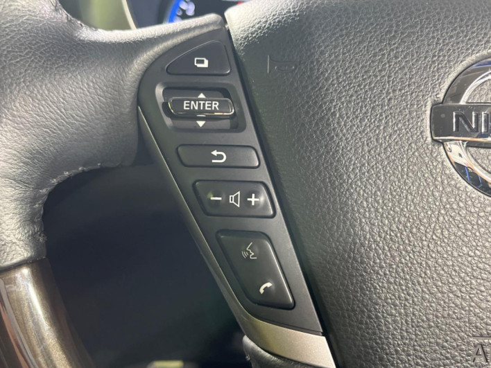 2016 Nissan Elgrand DBA-TE52 (UW-6a1f9bc86ab2e)[5]