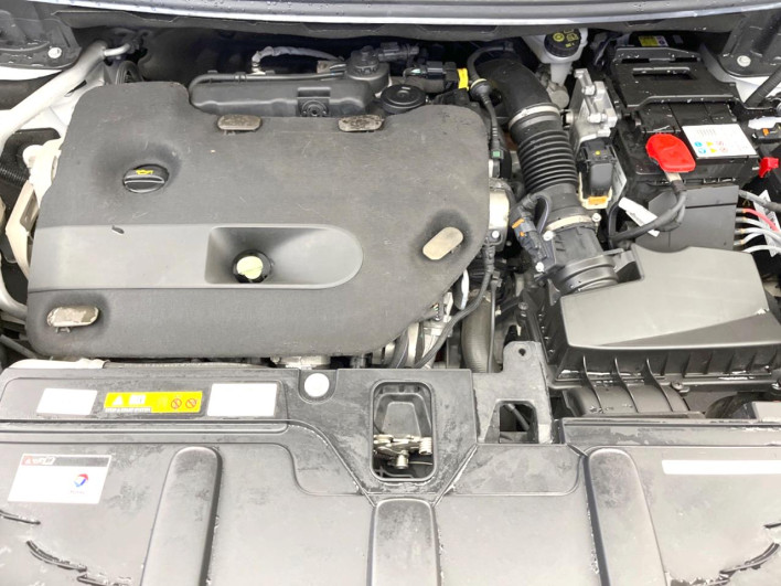 2019 Peugeot 5008 LDA-P87AH01 (UW-6a1f9bd1aea1f)[4]
